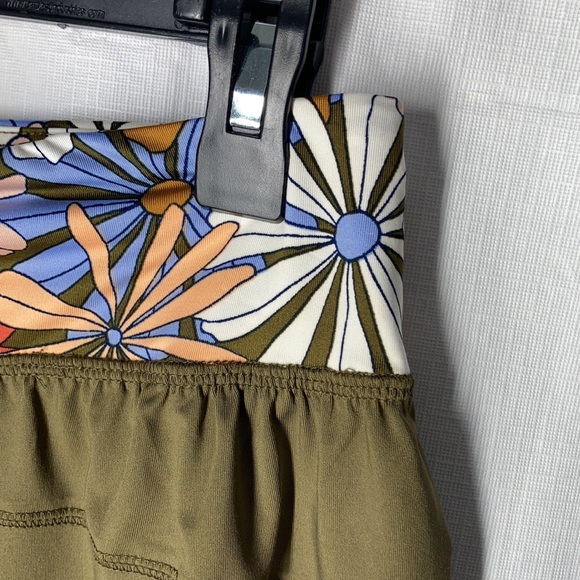 Relist7/2 SO floral Sporty cutout top & high rise sporty short S jrs - Picture 17 of 17